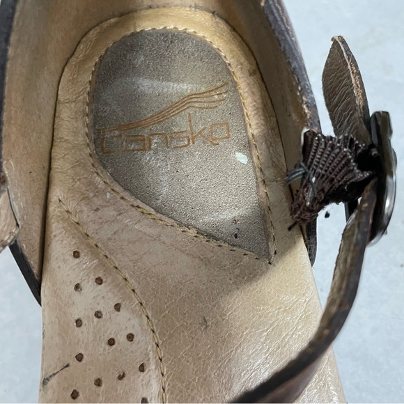 Dansko Holland Clogs Size 7.5 Brown Leather w/Strap. - Picture 5 of 10